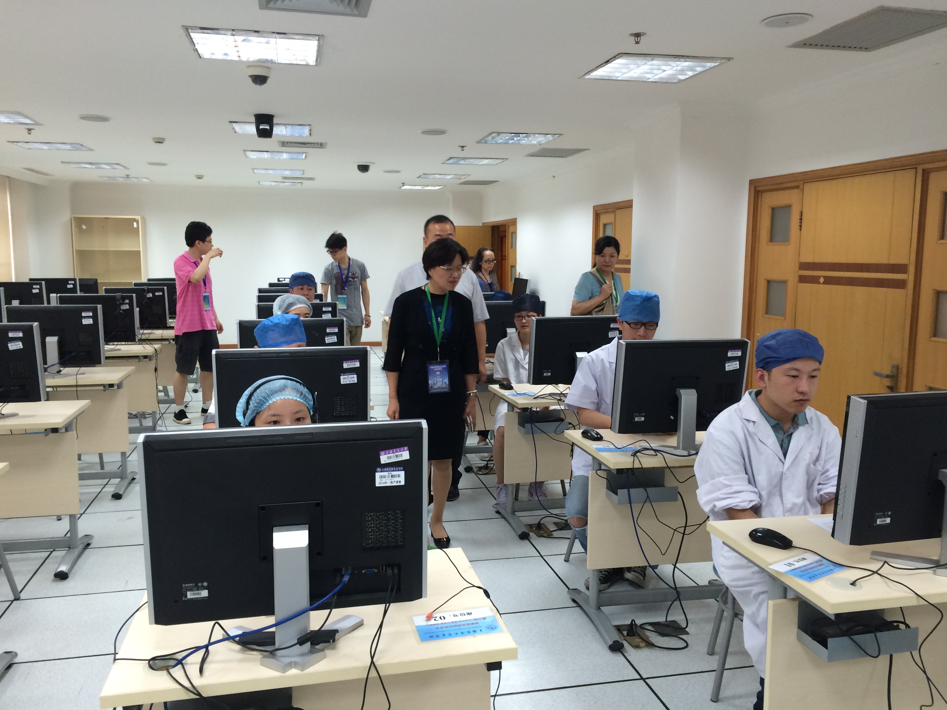 上海市圆满完成2016年国家医师资格实践技能考试工作