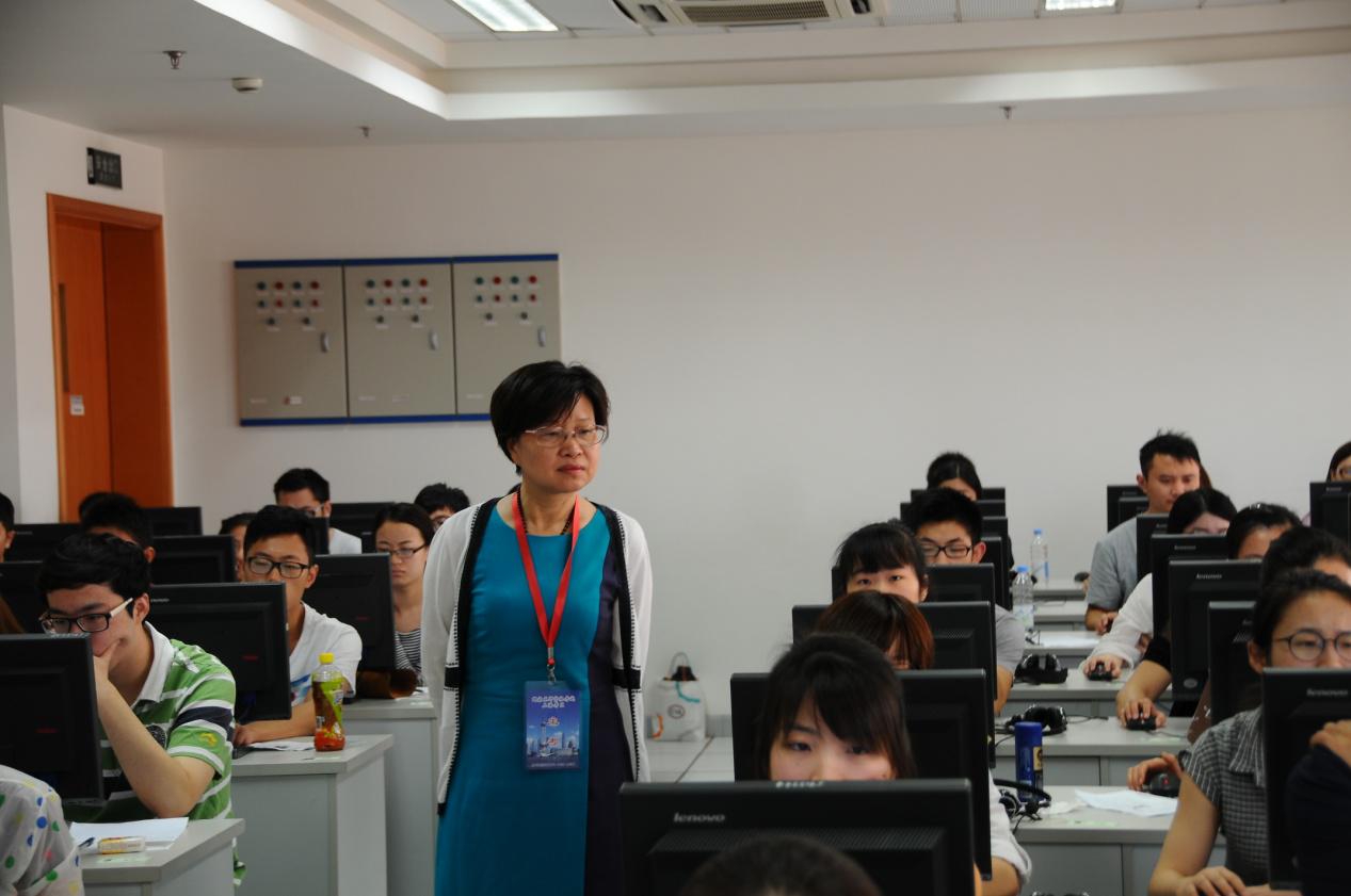 2016年国家医师资格上海考区综合笔试考试圆满完成