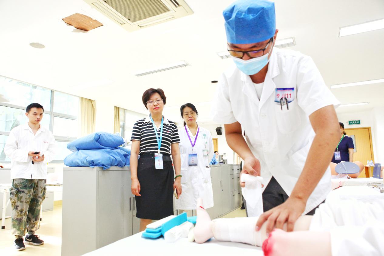 上海圆满完成国家医师资格实践技能考试