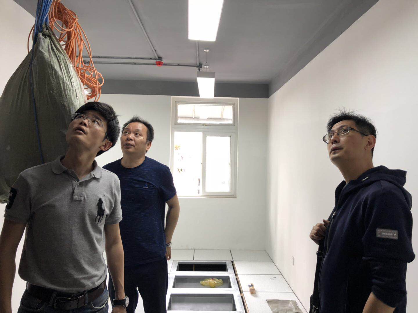 保障中心信息安全