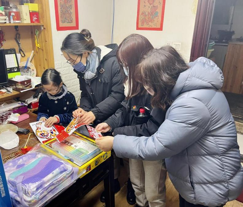 结对帮扶显真情 元宵慰问暖人心