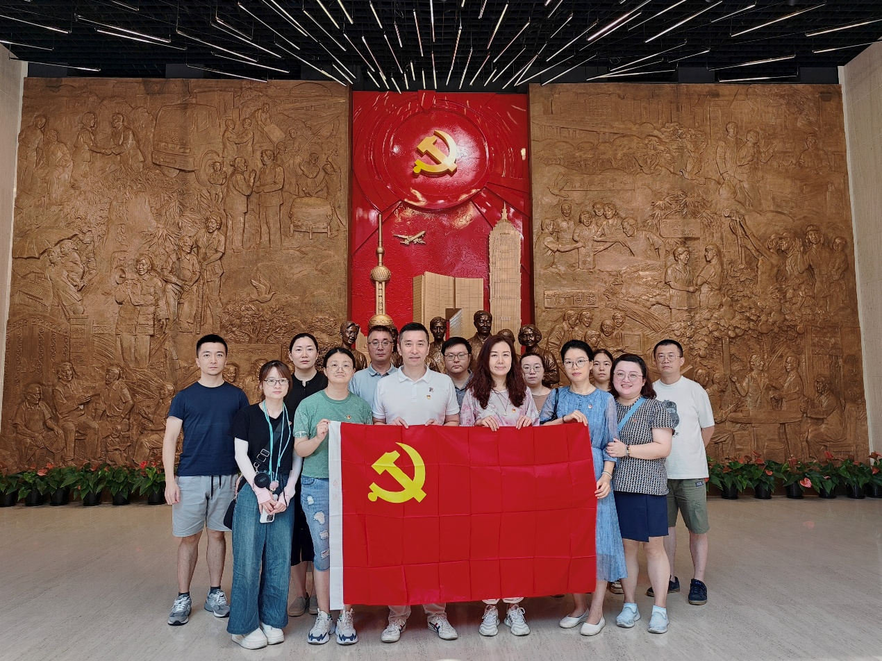 沉浸学“新路”，情景悟初心 ——第三党支部开展沉浸式党课《新路》主题实践活动